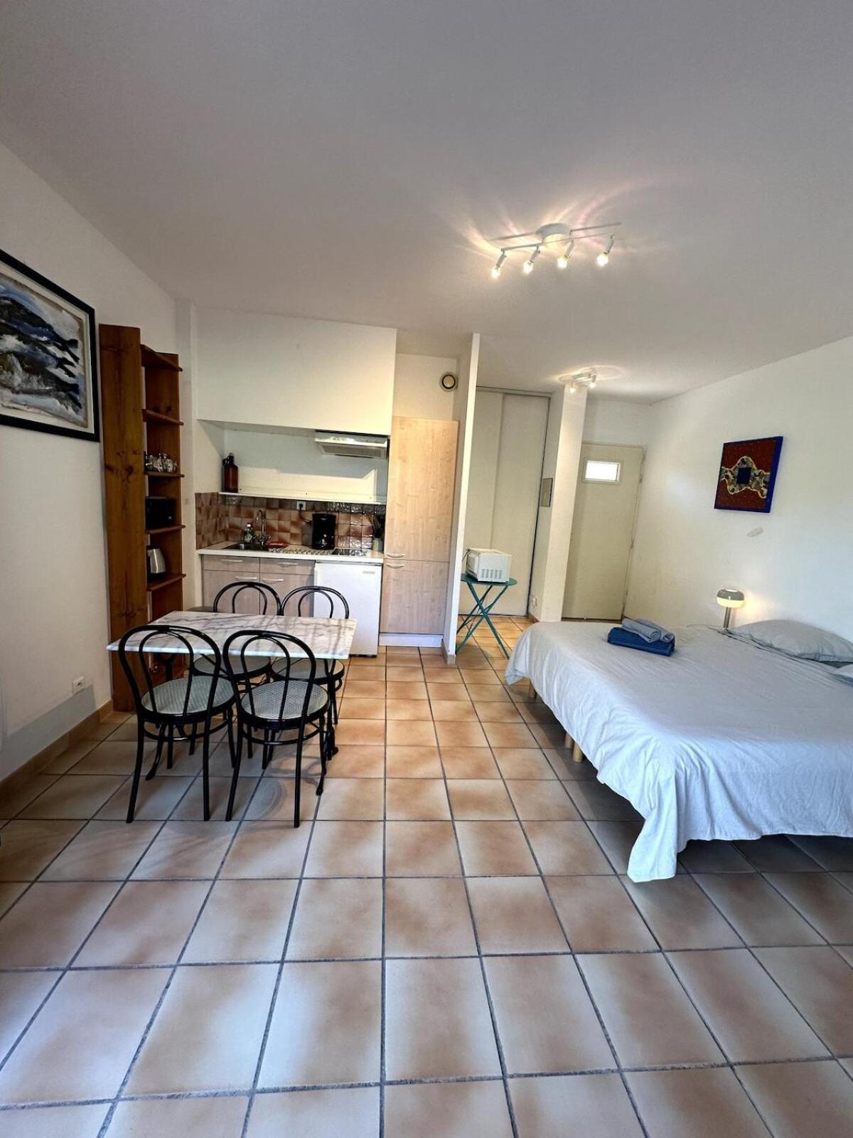 Le Cap Apartment Каси Екстериор снимка